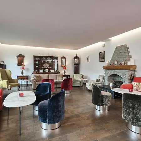 Hotel Alpenkrone 4*