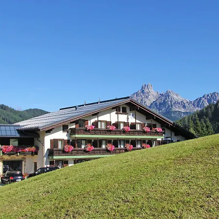 Alpenkrone Hotel