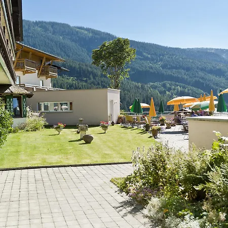 Alpenkrone Hotel 4*